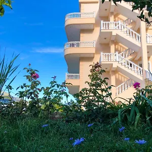Appartamento Lumra, Lukovë