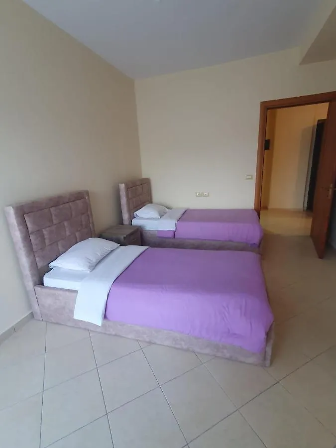 Guesthouse Family Doko Berat 0*,